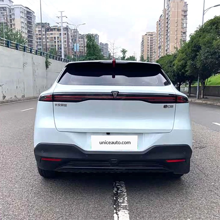 Deepal S05 EV  used car with 1-2 years of manufacture